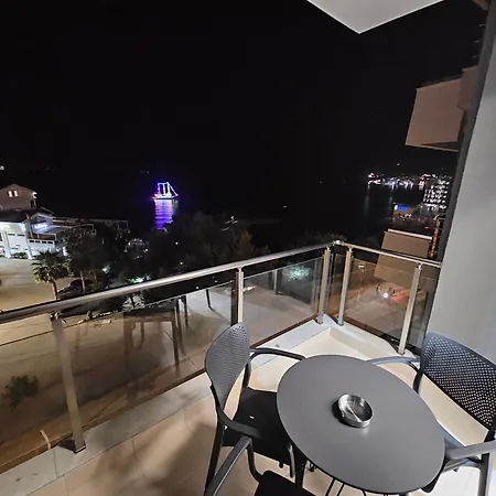 Seasun Apartments Saranda Exterior photo