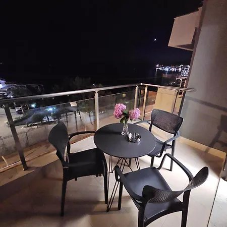 Seasun Apartments Saranda Exterior photo