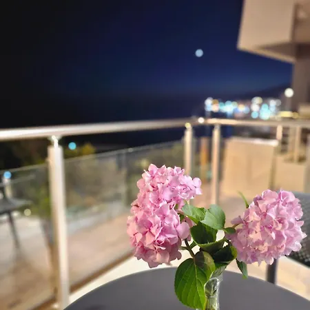 Seasun Apartments Saranda Exterior photo